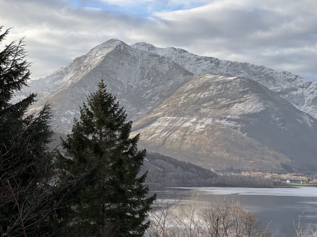 fergus glencoe views 20220002